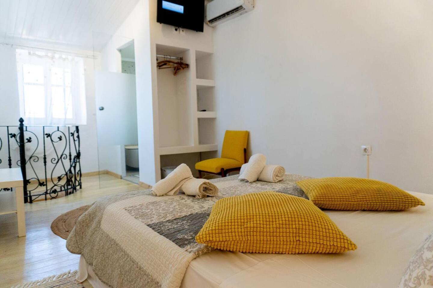 Nina's Traditional House By Estia Holiday home Valanio