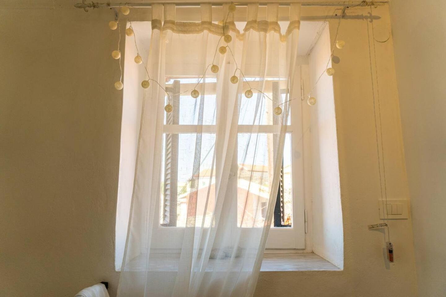 Nina's Traditional House By Estia * Valanio